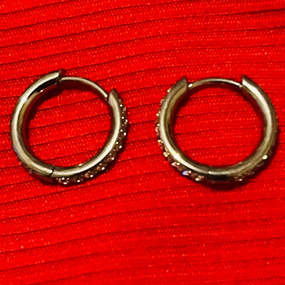 Maison Miru Silver Elegant Silver Tone Earrings - Picture 4 of 17